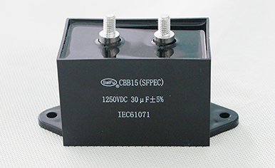 Mga tampok ng CBB15 Welding Inverter DC Filter Capacitor