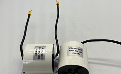 Mga tampok ng CBB16 Welding Inverter DC Filter Capacitor